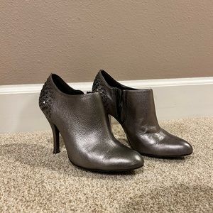 Isola Silver Heels size 7
